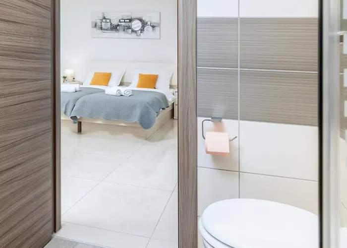Apartment Beautiful In With Wifi Pula